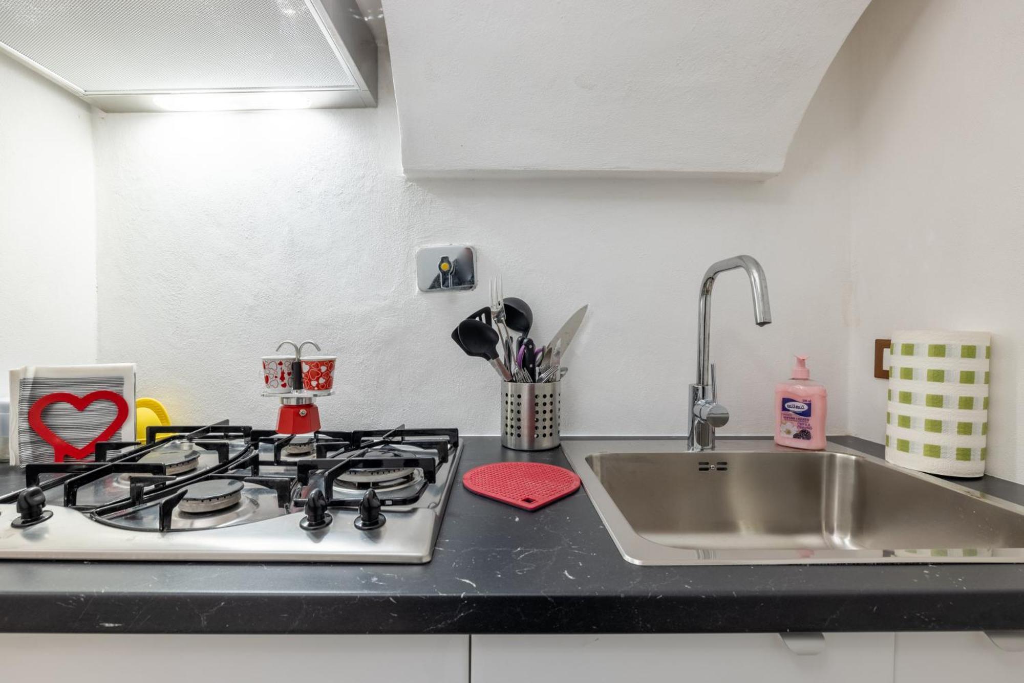 Lovely Studio Apartment - Capocci Rzym Zewnętrze zdjęcie